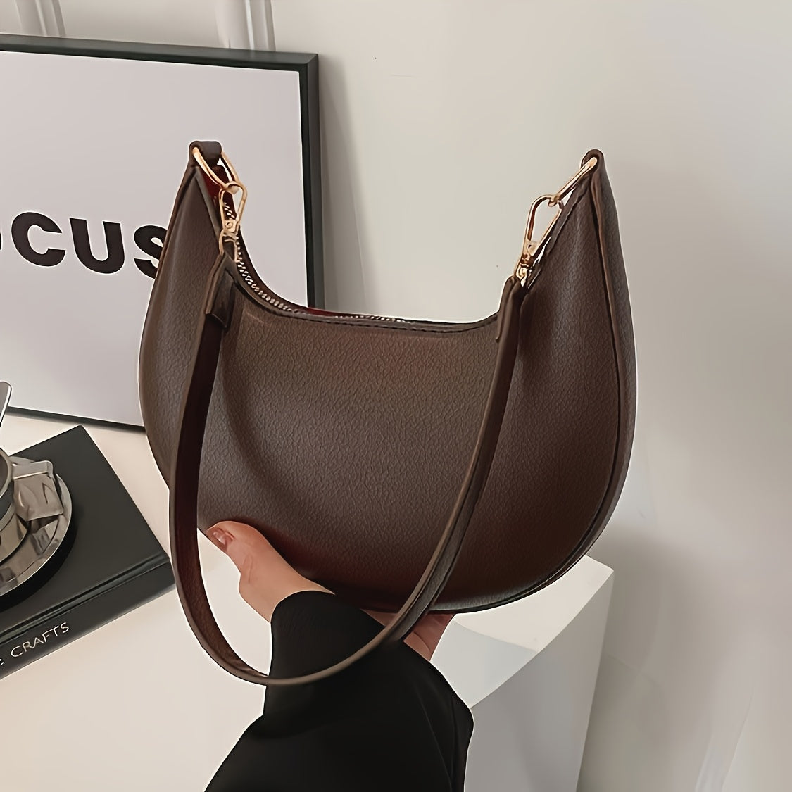 A Women'S Handbag, Featuring a Luxurious Crescent-Shaped Crossbody Bag with a Detachable Adjustable Shoulder Strap, Magnetic Closure, And Golden Hardware - Suitable for Casual Or Formal Occasions (Available in Coffee Brown, W Alpen Store