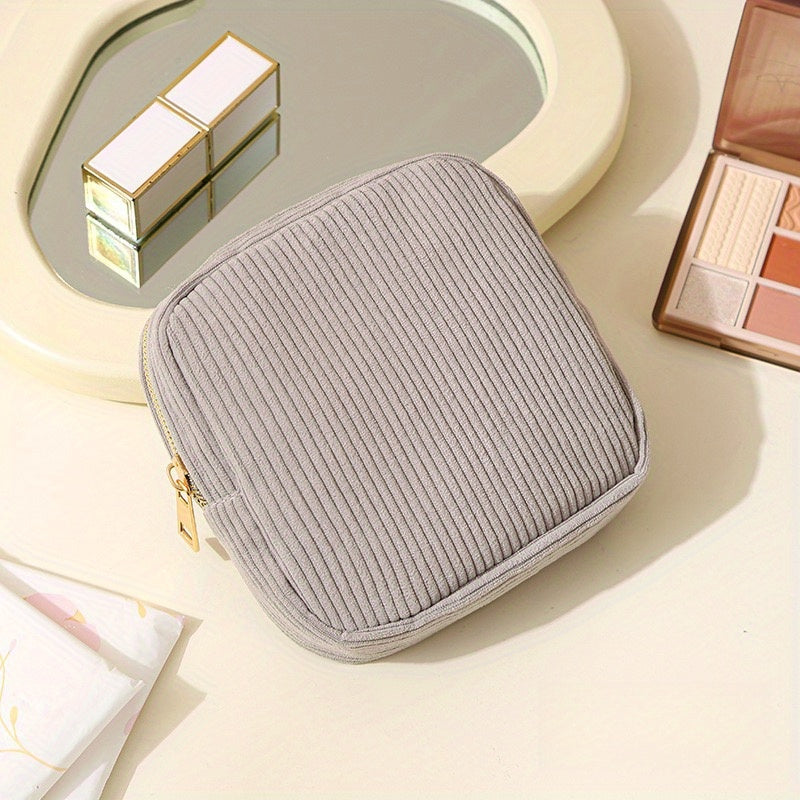 Compact Makeup Bags for Travel, Featuring Zippers, Earphone Storage, Sanitary Napkin Compartments, And Cosmetic Organization. Ideal for Women, These Small Pouches Are Perfect for Lipsticks And Other Cosmetics, Available in a Alpen Store